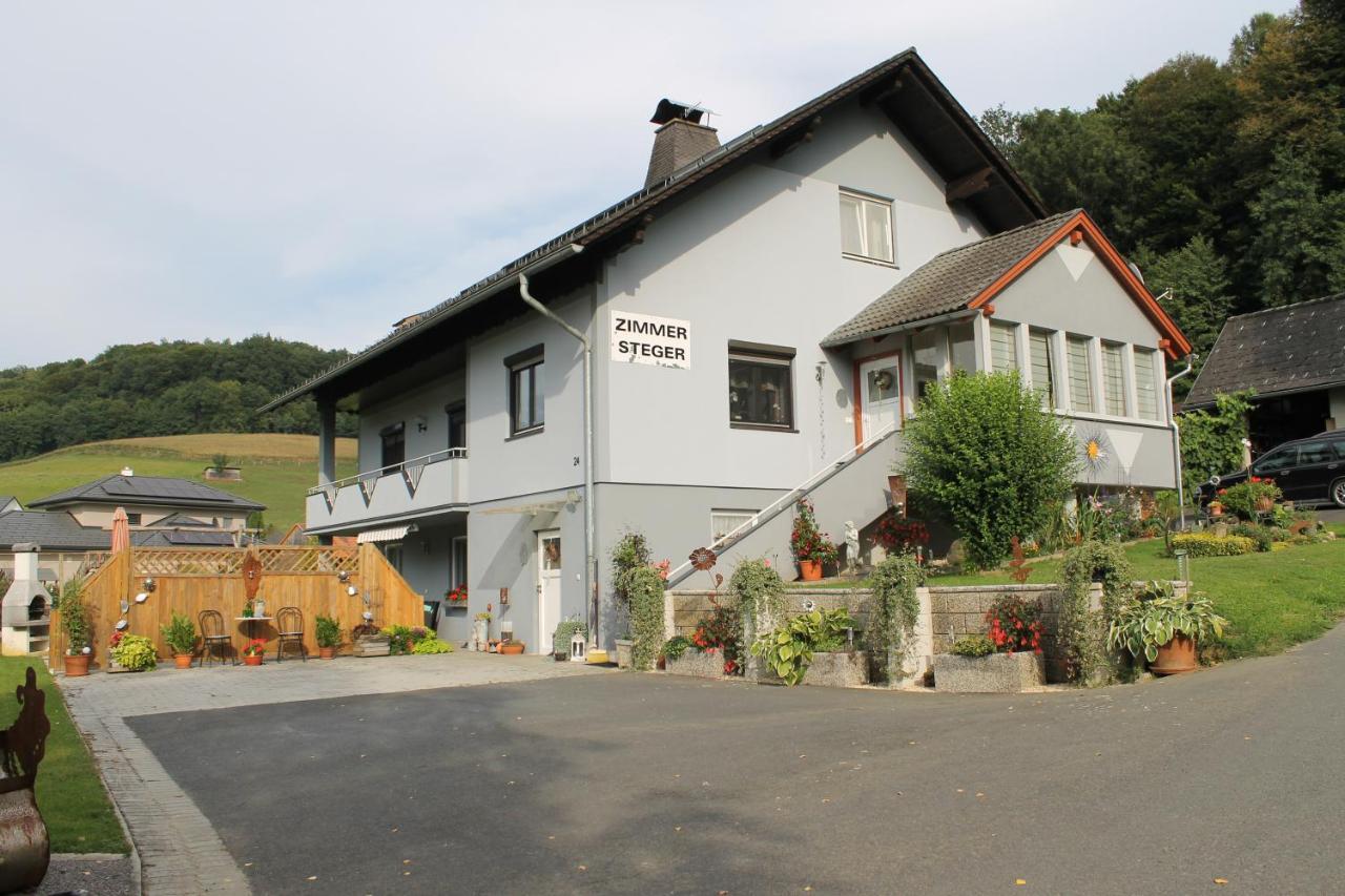 Zimmer Steger Gnas Exterior photo